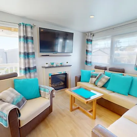 Posadom, Mobil 82 Avec Piscine *