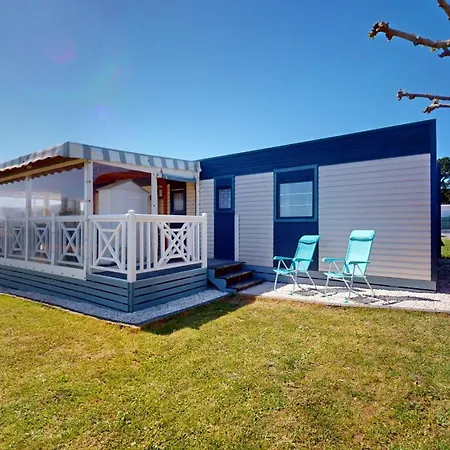 Feriehus Posadom, Mobil 82 Avec Piscine