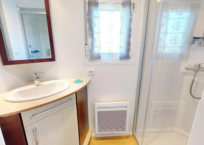 Posadom, Mobil 82 Avec Piscine Feriehus Brem-Sur-Mer