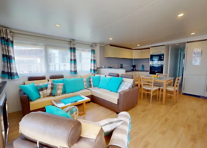 Posadom, Mobil 82 Avec Piscine Feriehus Brem-Sur-Mer