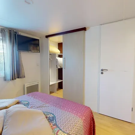 Ferienhaus Posadom, Mobil 82 Avec Piscine Brem Sur Mer